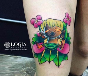 tatuaje-muñeco-flores-logiabarcelona-angel-oviedo 